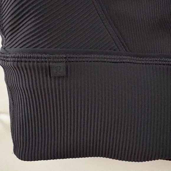 LULULEMON Ribbed Crop Top - Picture 4 of 4